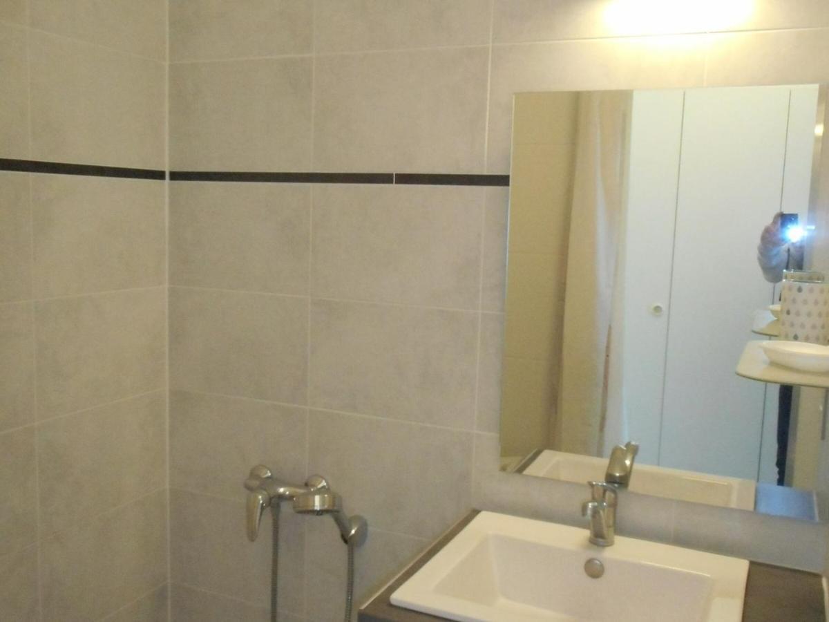 Studio Renove En Bord De Mer Avec Terrasse, Parking Et Wifi A Villeneuve-Loubet - Fr-1-252A-29 Εξωτερικό φωτογραφία